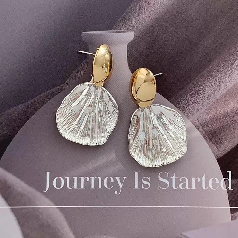 Two-tone Gold Silver Textured Shell Drop Earrings