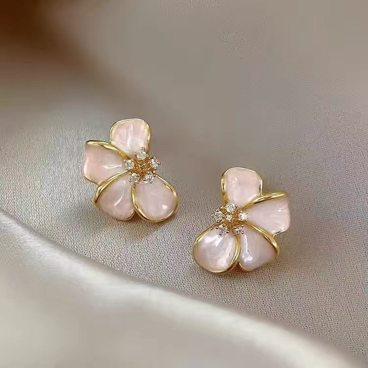 Elegant Pink Shell Flower Diamond Stud Earrings