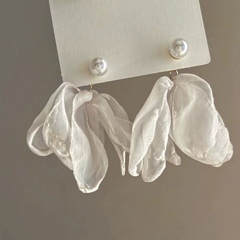 White Pearl Sheer Tulle Petal Drop Stud Earrings