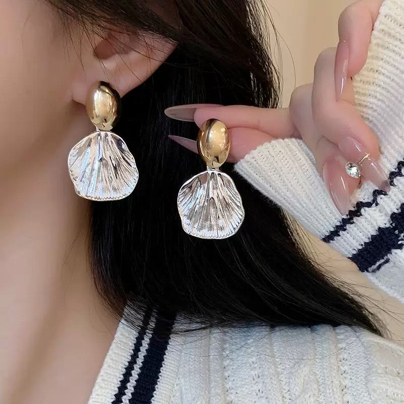 Two-tone Gold Silver Textured Shell Drop Earrings