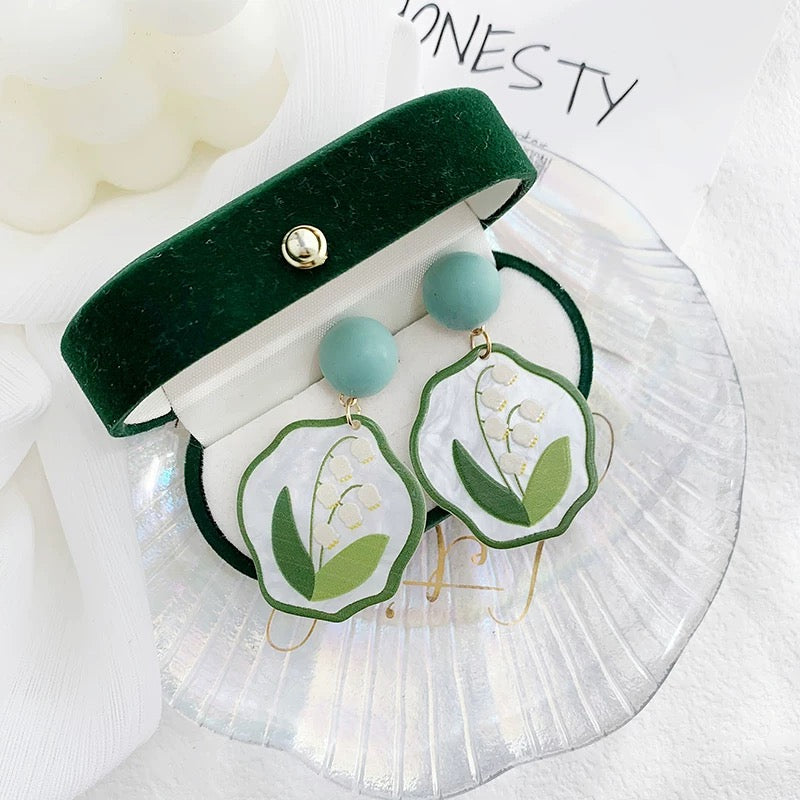 Green flower earrings