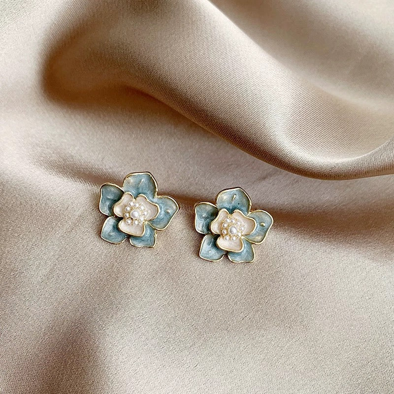 Light blue flower earrings